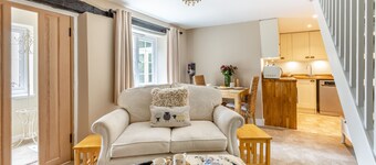 The Cottage - Catford House