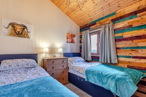 2 slaapkamers, reisbedje, gratis wifi, beddengoed