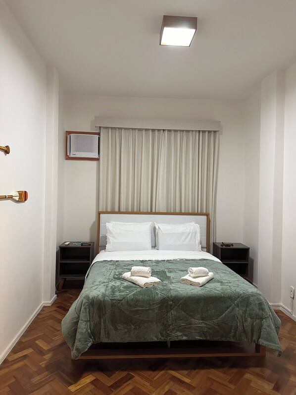 1 bedroom, iron/ironing board, free WiFi