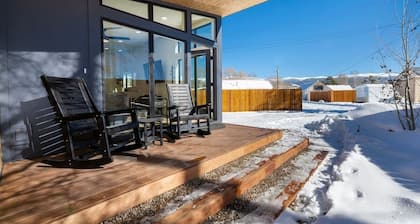 Modern Downtown Home w/ Private Sauna