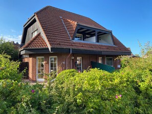 Exterior - Maisonette-wohnung mit Schönem Balkon in Deichnähe (Friedrichskoog)