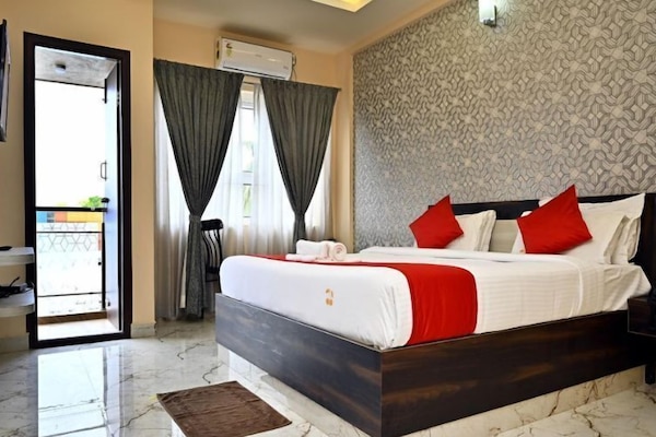 Desk, laptop workspace, soundproofing, iron/ironing board