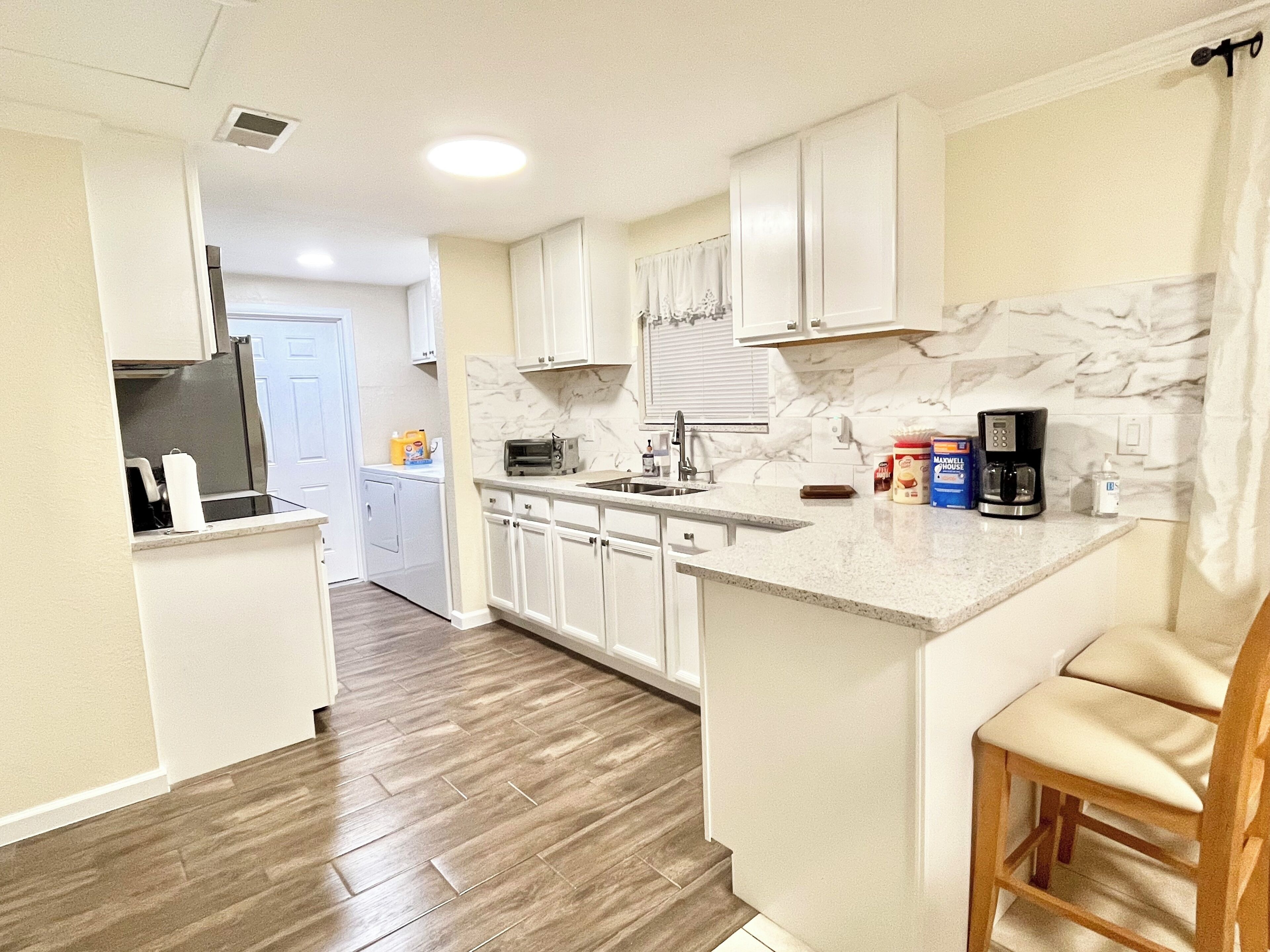Sunny Florida Street: 3 bedroom home in Ocala, near major highways & attractions