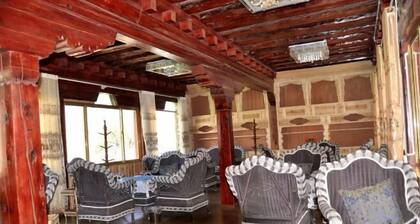 Dejiling Business Hotel