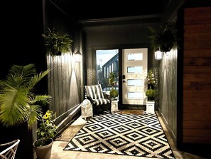 Interior - Marvelous Modern Spacious 4-bedroom house near interstate and Top Golf. (Omaha)