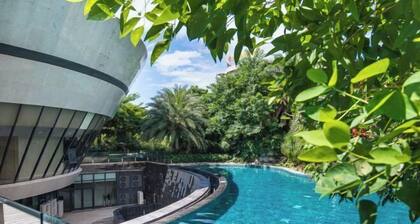 Tuyu Seaview Hotel Apartments
