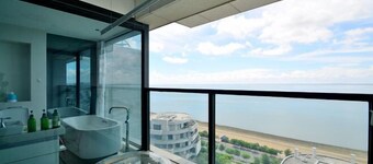 Tuyu Seaview Hotel Apartments