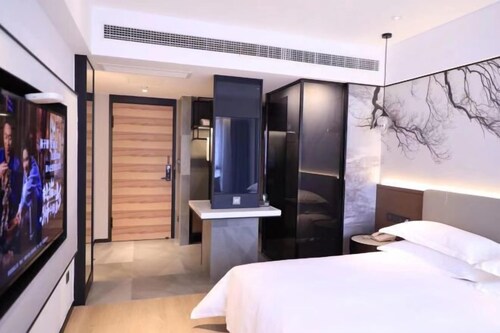 Ruidu Hotel (Hebei Road, Longgang Ring)