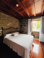 Superior Room, Mountain View | Free WiFi, bed sheets