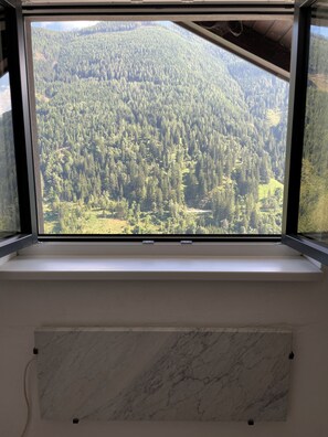 Interior - Dark Sky TWO (Großsölk)