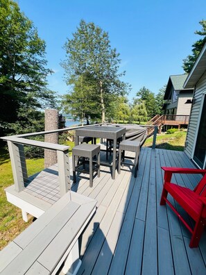 Outdoor dining - Bone Lake Cabin Retreat (Luck)