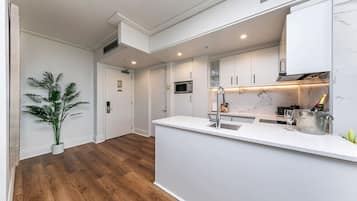 Fridge, microwave, oven, dishwasher