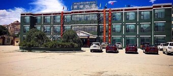 Jiangyan Minghu Hotel