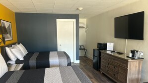 Pet Friendly Room - Upper Delaware Inn (Hancock)