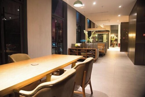 Yilin International Hotel