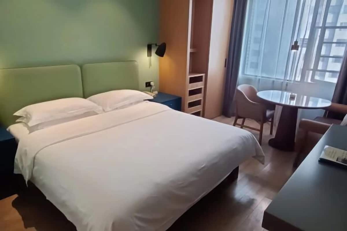 Cots/infant beds