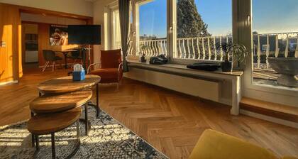 Thomas Edison - Wohnung mit großer überdachter Terrasse