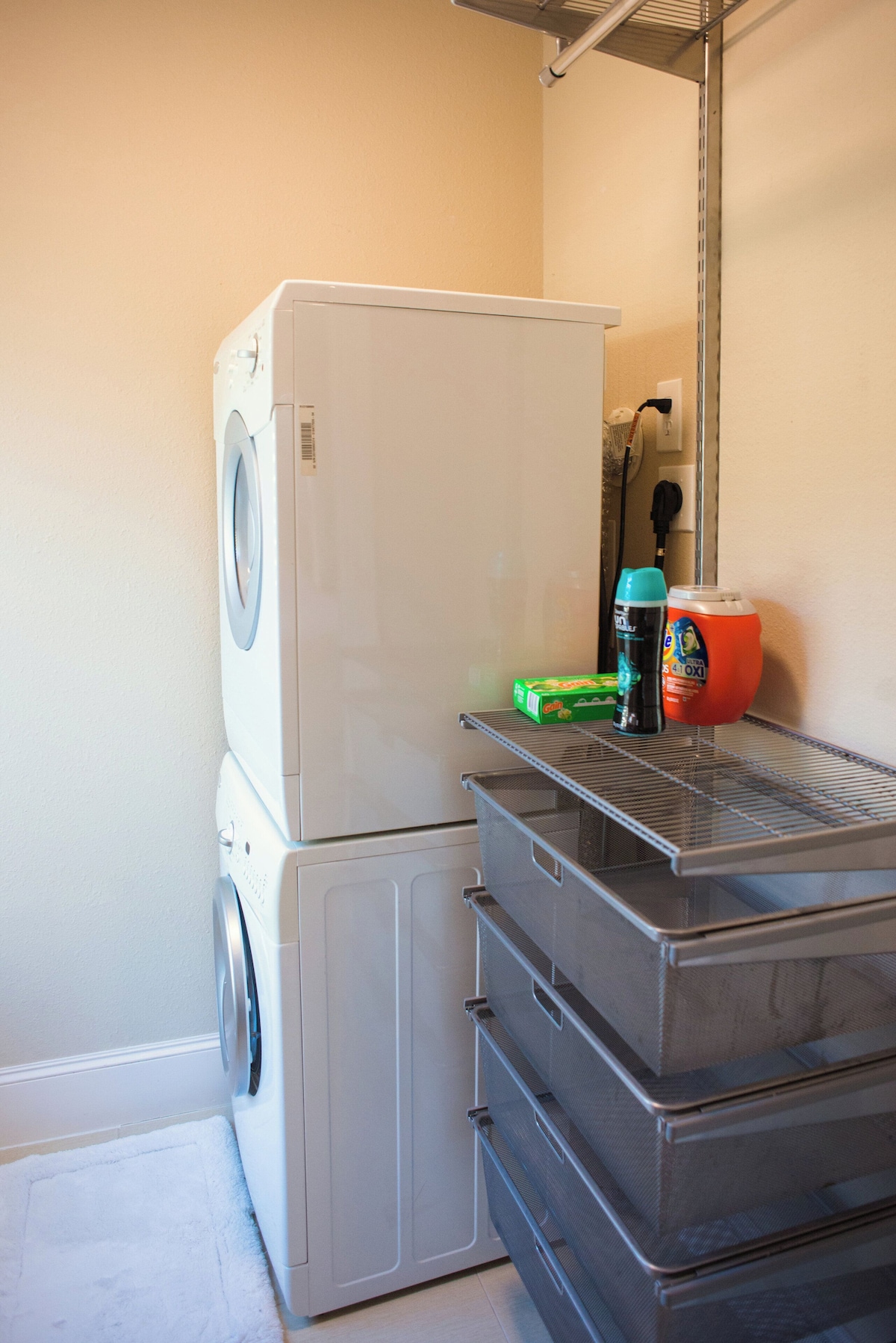 Photo 16 of One-bedroom condominium located just steps from Westheimer Road.