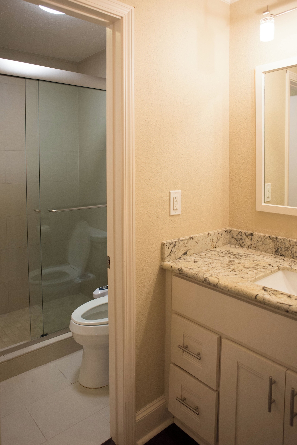 Photo 20 of One-bedroom condominium located just steps from Westheimer Road.
