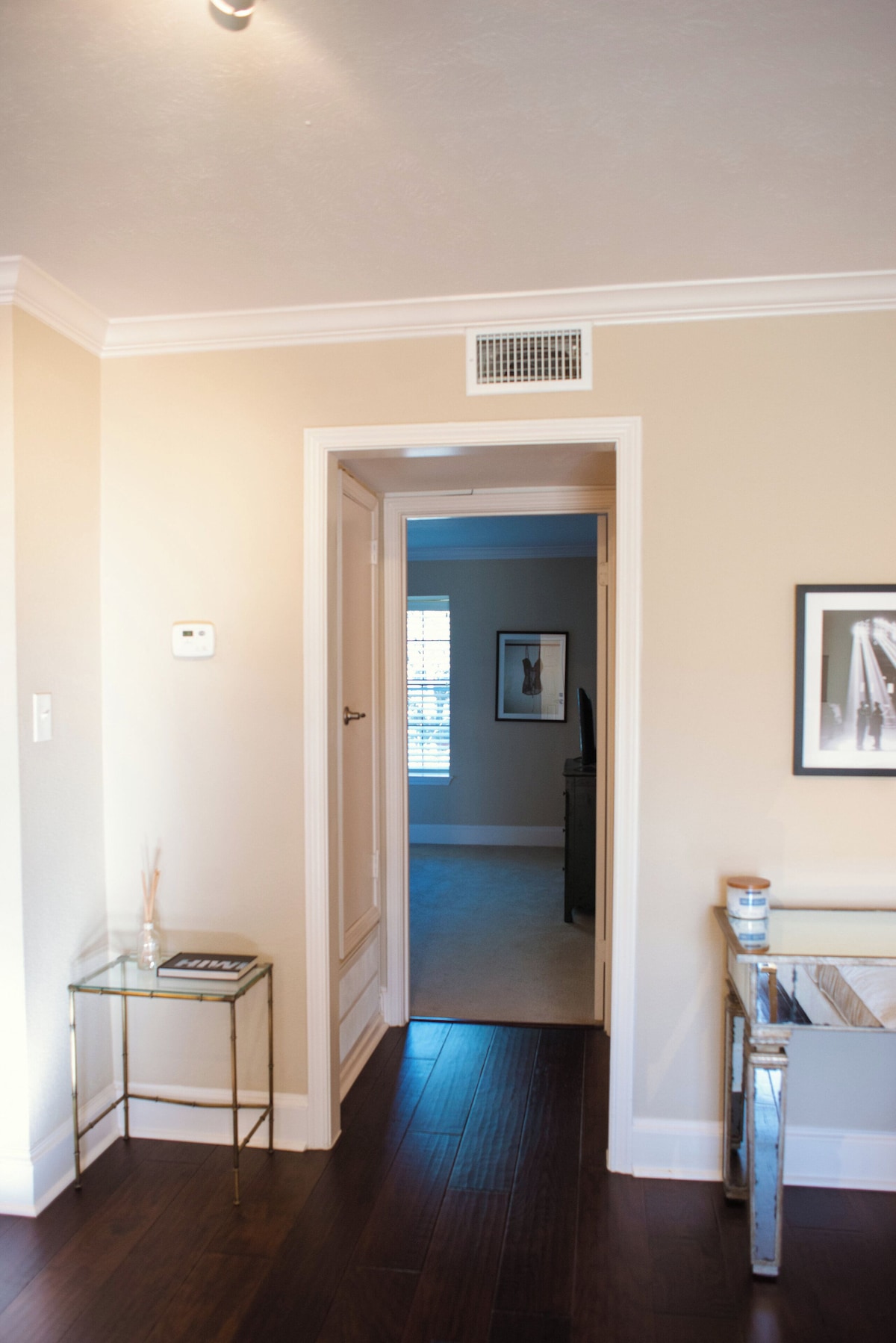 Photo 21 of One-bedroom condominium located just steps from Westheimer Road.