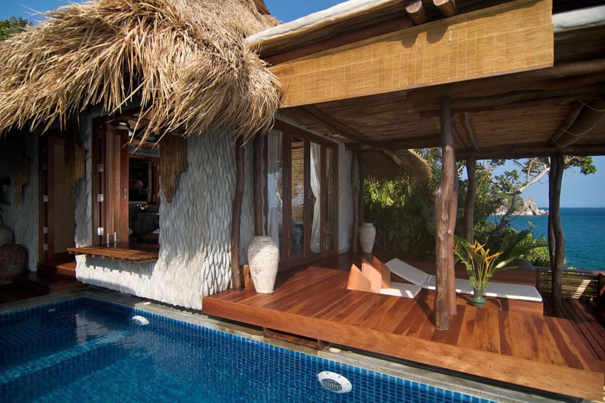 Classic Villa, 1 Bedroom | Living area | Flat-screen TV