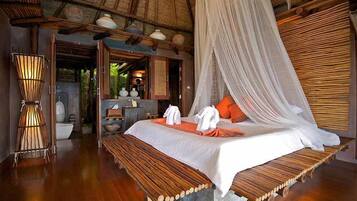 1 bedroom, minibar, bed sheets