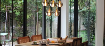 New - Bed & Breakfast on garden in the center of L'isle Adam - Le clos de l'isle