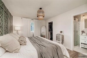 5 chambres, bureau, fer et planche Ă repasser, Wi-Fi gratuit