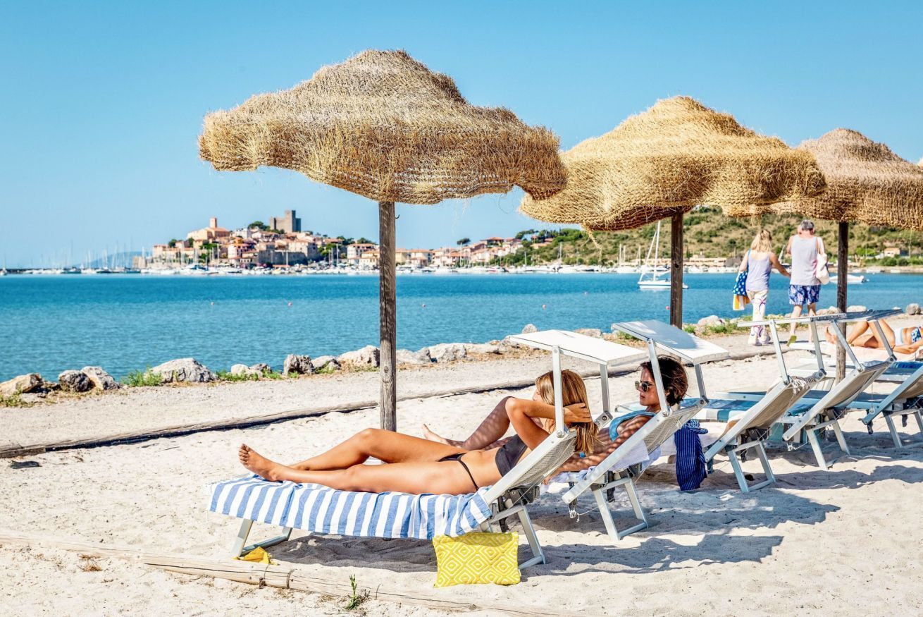 Sulla spiaggia, teli da spiaggia