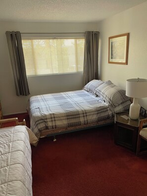 2 bedrooms, WiFi, bed sheets