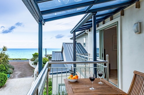 Beachfront on Waiheke