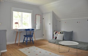 2 bedrooms