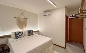 2 quartos, ferros/tábuas de passar roupa, Wi-Fi, roupa de cama