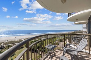 Property grounds - Stunning 1 Bedroom Condo-Breathtaking Oceanfront Views-Meridian 602 (Myrtle Beach)