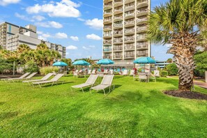 Property grounds - Stunning 1 Bedroom Condo-Breathtaking Oceanfront Views-Meridian 602 (Myrtle Beach)