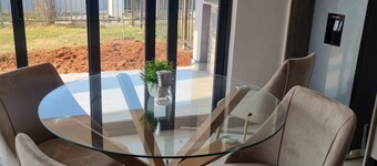 Charming 2Beds-3Baths  Apt with WiFi and backup solar in Ibex Kingsland Lusaka 2