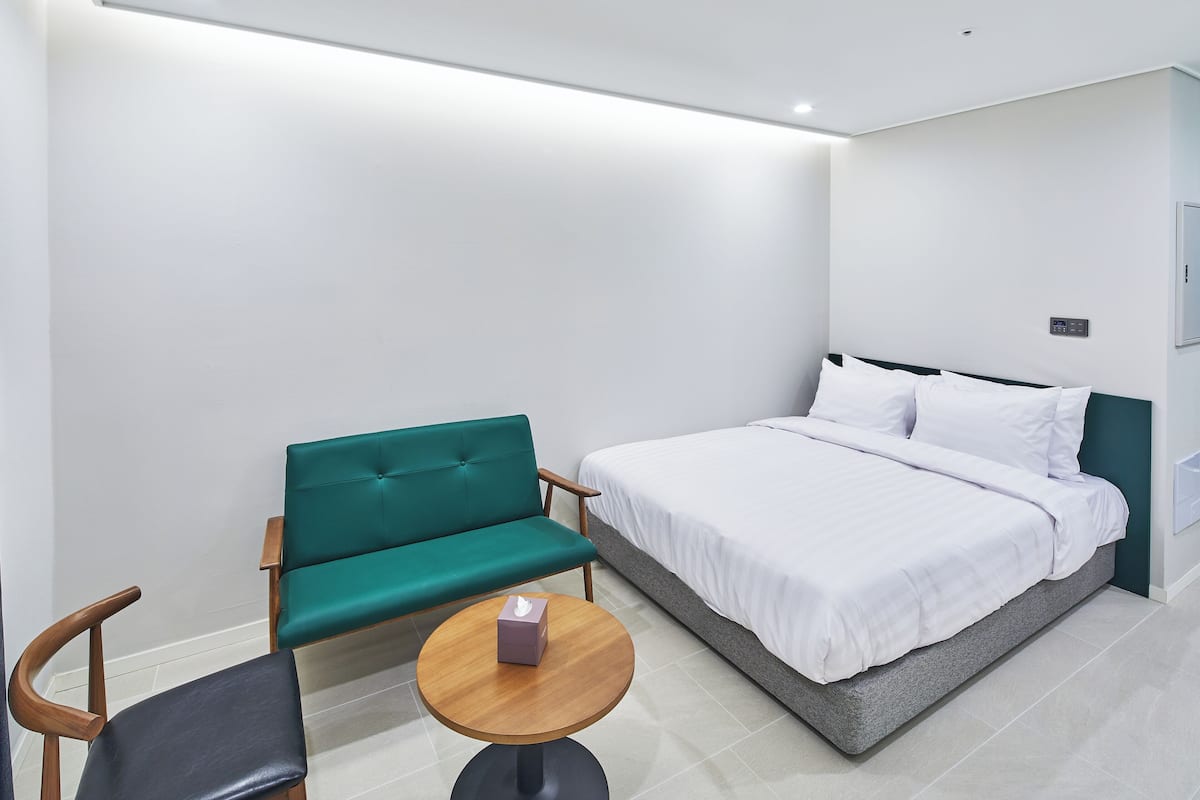 1 quarto, Wi-Fi de cortesia, roupa de cama