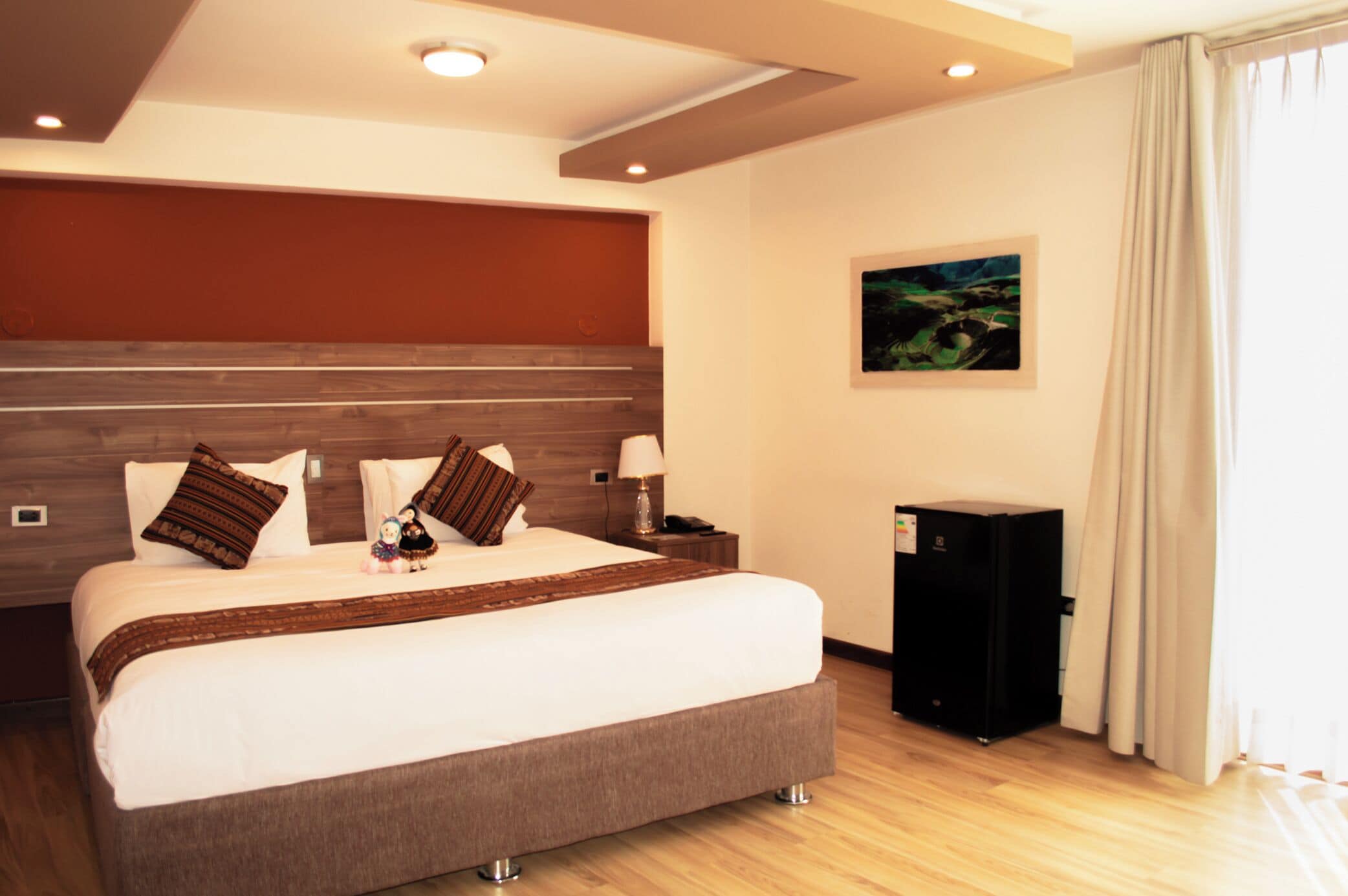 Rom – superior, 1 kingsize-seng | Dundyner, skrivebord og wi-fi (inkludert)