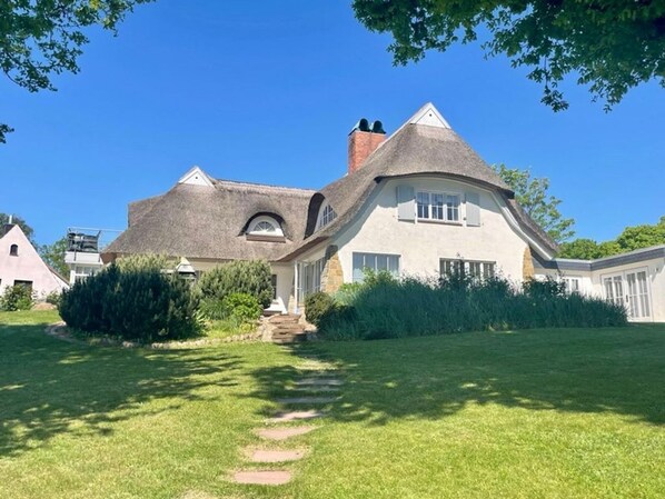 Imagen sin descripción, 1 de 33, botón