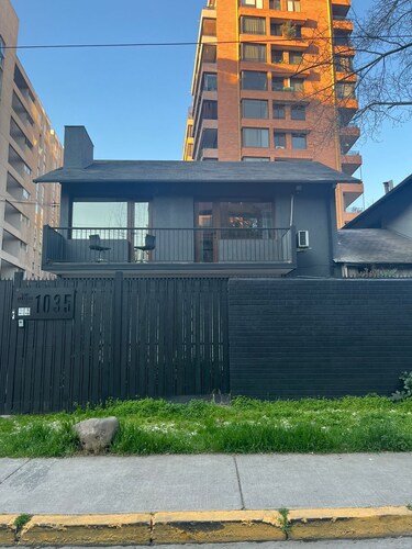 Casa Vitacura 9 Personas 3 Estacionamiento Zona Lujo Shopping Restaurante Seguro