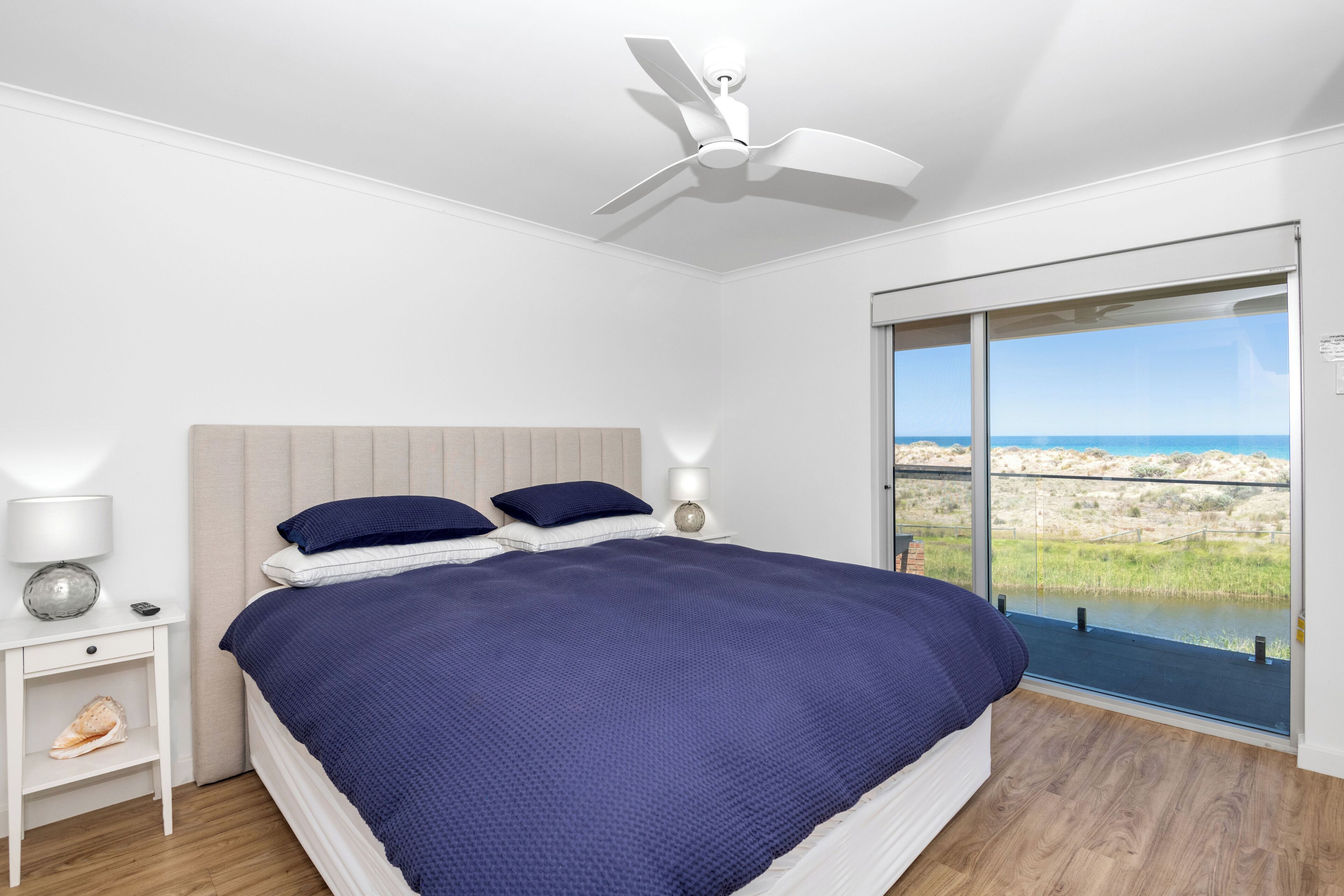 4 chambres, fer et planche à repasser, Wi-Fi, draps fournis