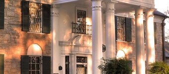 Spacious Memphis Stay w/ Foosball Table, Games & Movie Nights