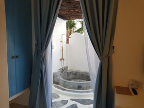 Baignoire relaxante profonde