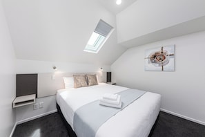 Family Suite, 1 Bedroom | Premium bedding, pillowtop beds, individually decorated - 315 motel Riccarton (Christchurch)