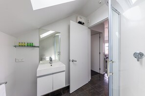 Bathroom - 315 motel Riccarton (Christchurch)