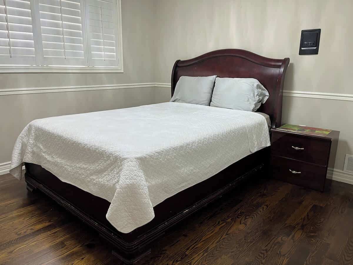 4 chambres, fer et planche à repasser, Wi-Fi gratuit, draps fournis