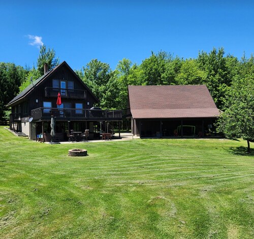 Dream Country Getaway 27 Acres in Conesus, NY! New Game Room!