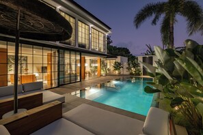 Outdoor pool - The Fernweh (Kerobokan)