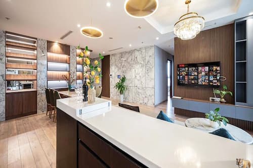 Premium bedding, memory-foam beds, minibar, individually decorated