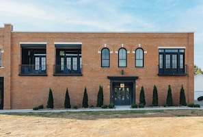 Exterior - The Purple Martin (Prospect)